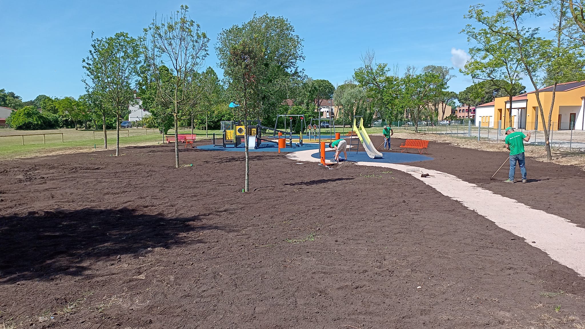 L’AMMINISTRAZIONE COMUNALE CONSEGNA ALLA COMUNITÀ IL NUOVO PARCO GIOCHI DI LIO GRANDO