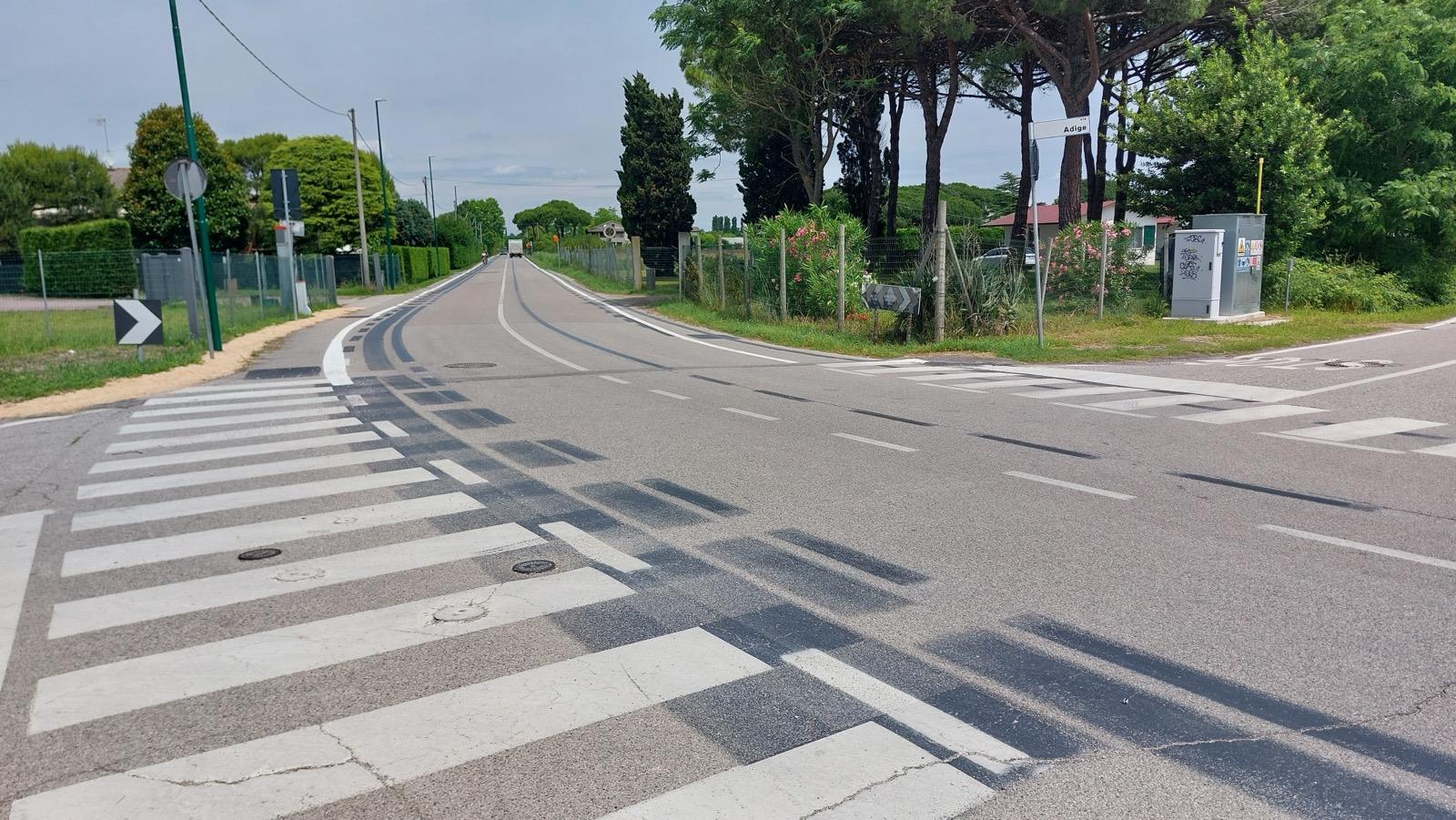VIABILITÀ PIÙ SICURA A PUNTA SABBIONI: IN ARRIVO UN’OPERA PUBBLICA DI 2,9 MILIONI DI EURO PER RIQUALIFICARE VIA HERMADA E VIA MONTELLO