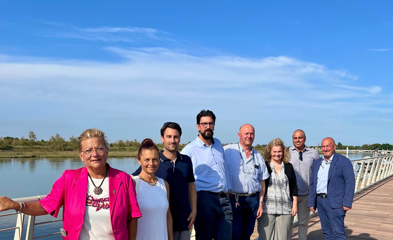 VIA PORDELIO, LA PISTA CICLOPEDONALE A SBALZO SULLA LAGUNA DI VENEZIA