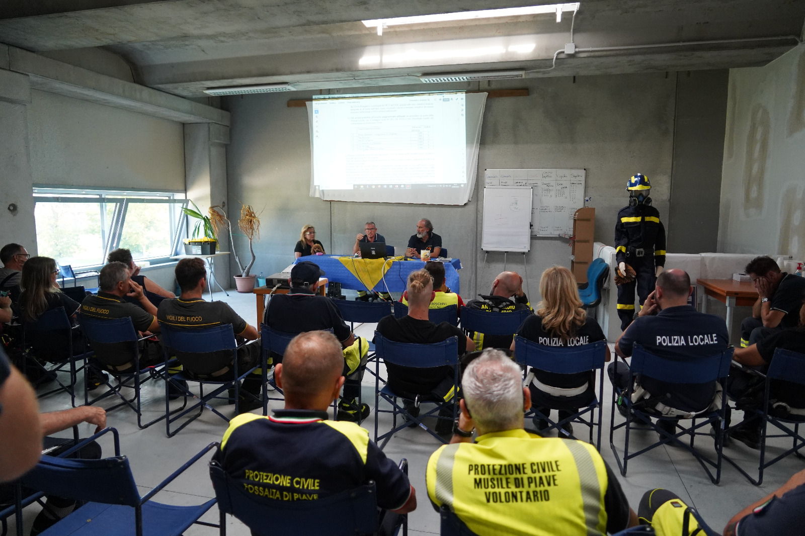 MALTEMPO: RIAPERTA IN POCHE ORE VIA FAUSTA E LA VIABILITÀ COMUNALE. ANCORA IN CORSO GLI INTERVENTI DI MESSA IN SICUREZZA DA PARTE DEI CIVICI POMPIERI VOLONTARI E IL BILANCIO DEI DANNI