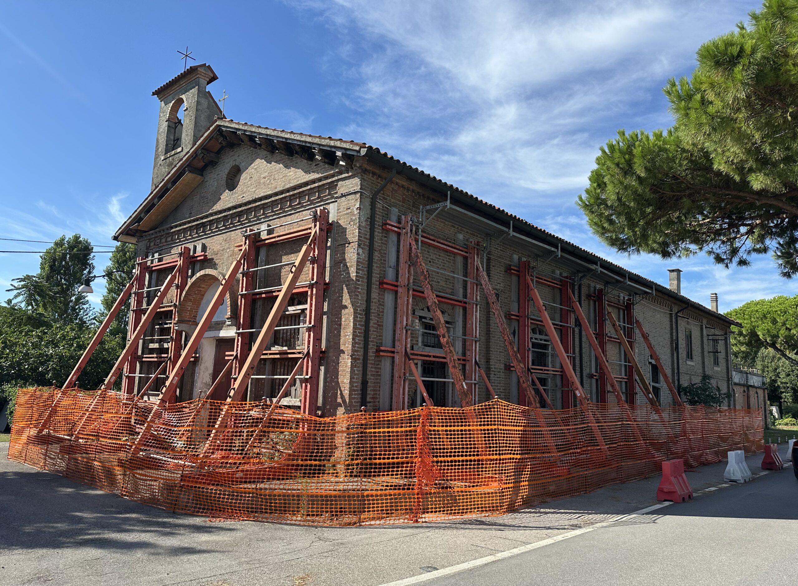 CAVALLINO-TREPORTI, PER L’AUTUNNO L’AVVIO DEI CANTIERI PER I LAVORI DI MESSA IN SICUREZZA DELLA CHIESA DELLA BEATA VERGINE DI FATIMA A PUNTA SABBIONI